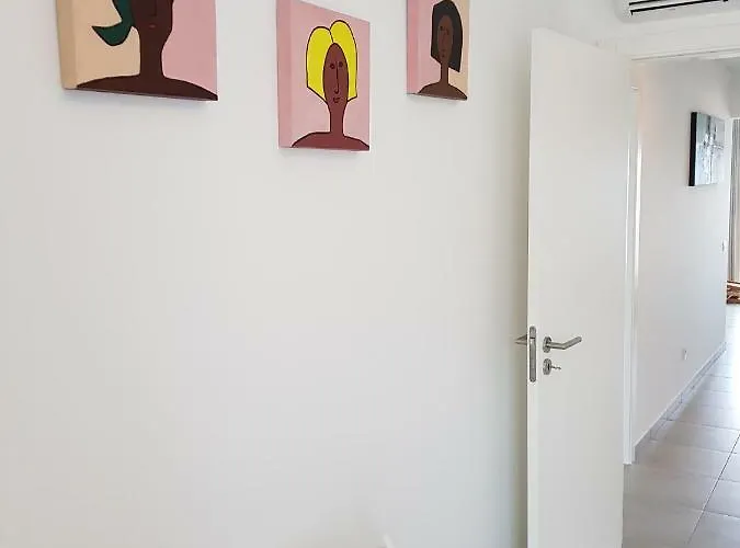 Bela Baia Daire Salir de Porto